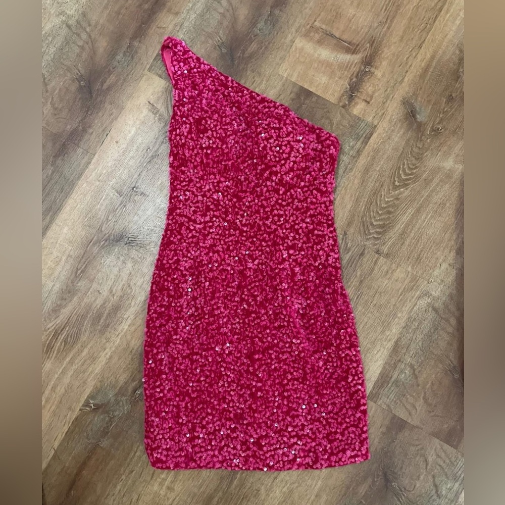 One-Shoulder Pink Sequin Dress